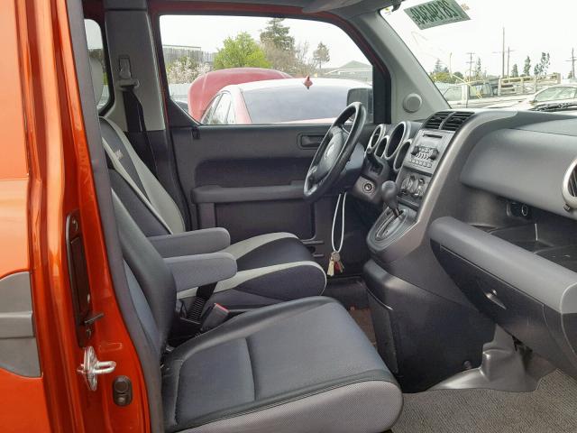 5J6YH28594L028577 - 2004 HONDA ELEMENT EX ORANGE photo 5