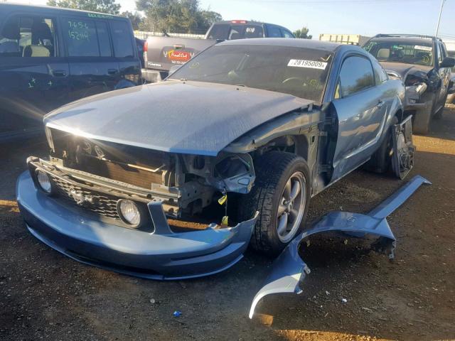 1ZVHT82H965168157 - 2006 FORD MUSTANG GT BLUE photo 2