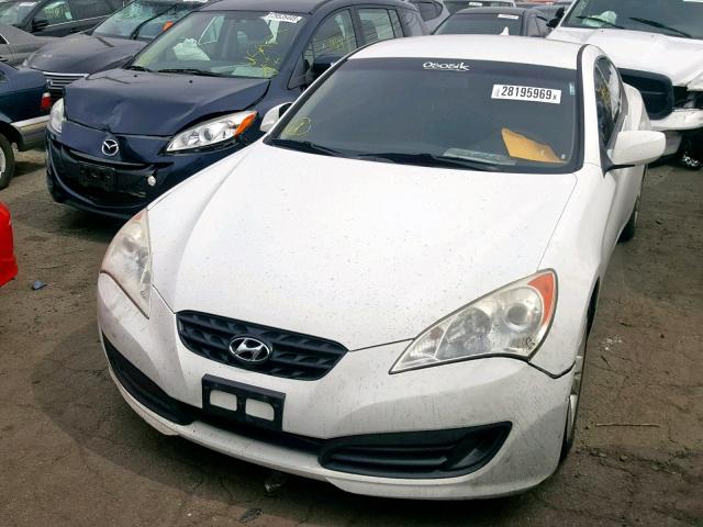 KMHHT6KD8AU013887 - 2010 HYUNDAI GENESIS CO WHITE photo 2