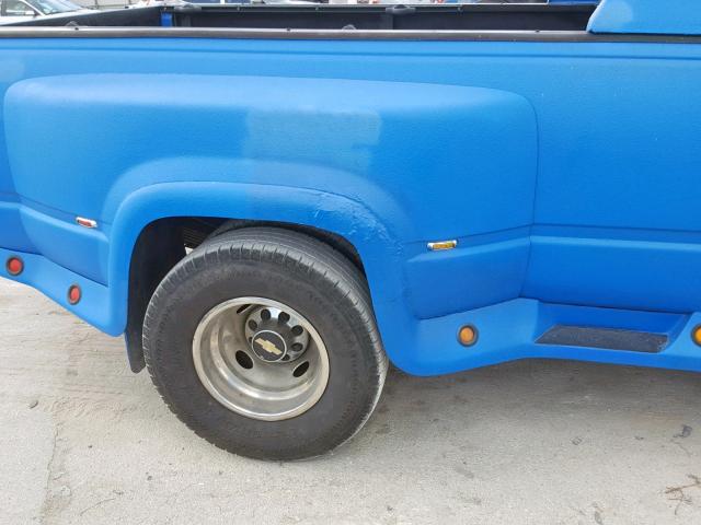 1GDHC39F0SE527217 - 1995 GMC SIERRA C35 BLUE photo 9