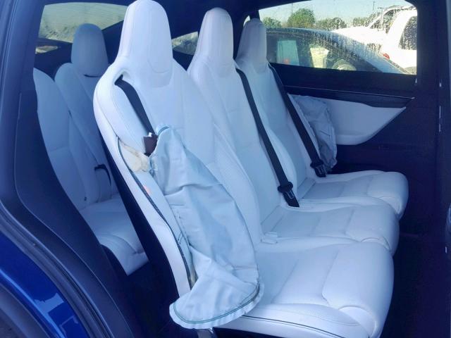 5YJXCAE27HF035766 - 2017 TESLA MODEL X BLUE photo 6