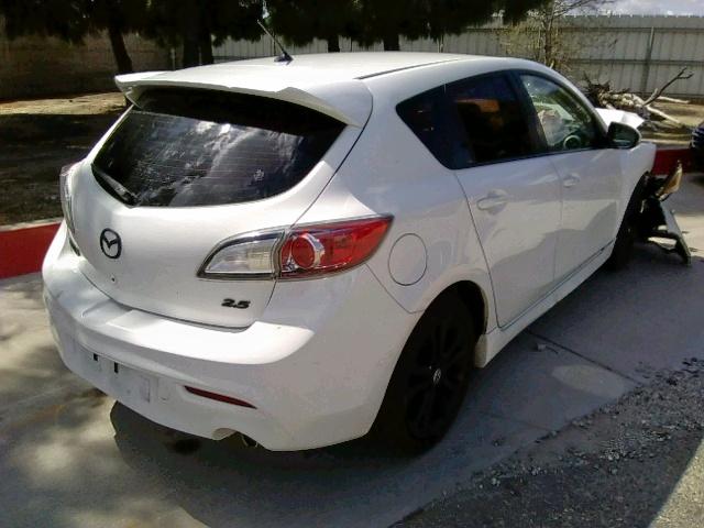 JM1BL1K65B1485224 - 2011 MAZDA 3 S WHITE photo 4