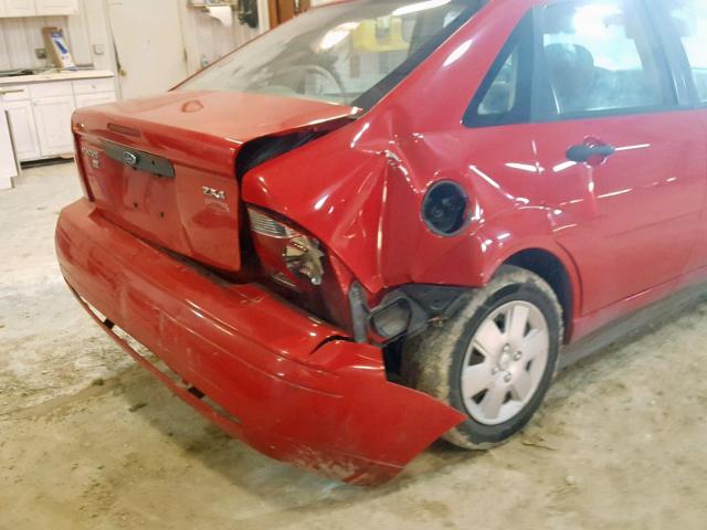 1FAFP34N66W149019 - 2006 FORD FOCUS ZX4 RED photo 9