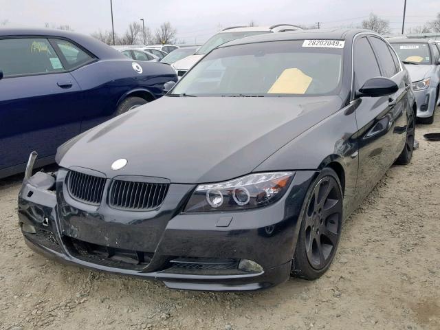 WBAVB33576KS37894 - 2006 BMW 330 I BLACK photo 2