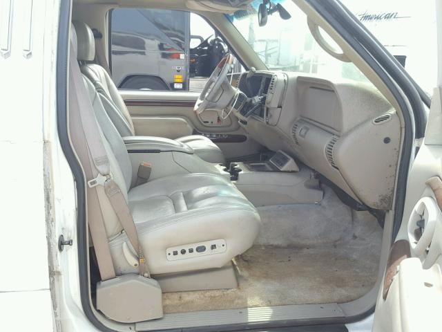 1GYEK13R1XR400424 - 1999 CADILLAC ESCALADE WHITE photo 5