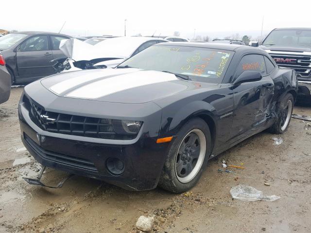 2G1FA1E32C9137539 - 2012 CHEVROLET CAMARO LS BLACK photo 2