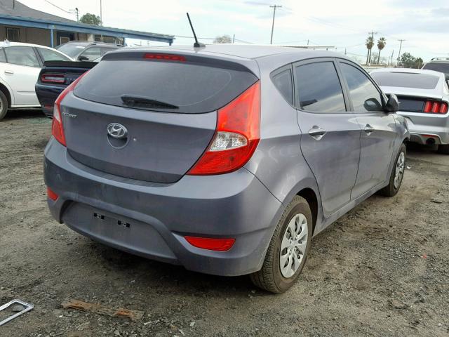 KMHCT5AE5HU325433 - 2017 HYUNDAI ACCENT SE CHARCOAL photo 4