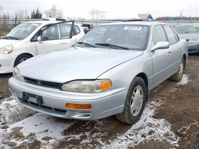 4T1GK13E3SU070234 - 1995 TOYOTA CAMRY XLE SILVER photo 2