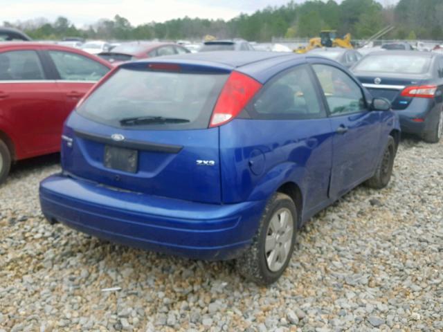 1FAFP31N16W245211 - 2006 FORD FOCUS ZX3 BLUE photo 4