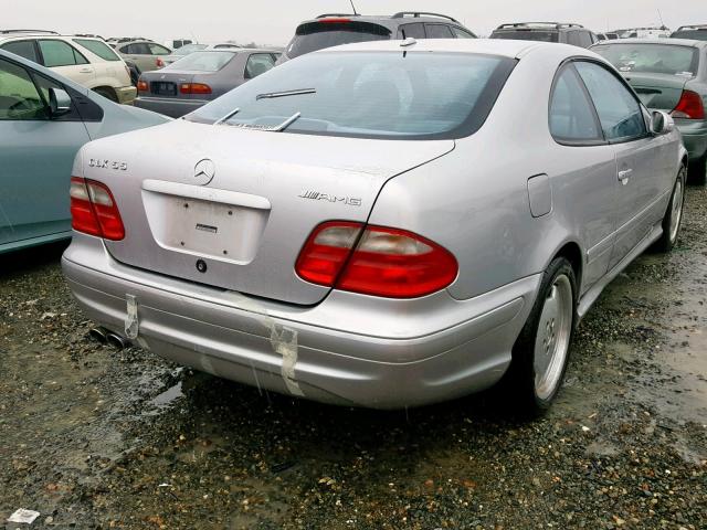 WDBLJ74G81F174986 - 2001 MERCEDES-BENZ CLK 55 AMG GRAY photo 4