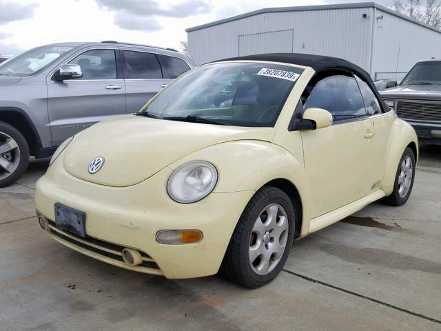 3VWCK21Y23M333807 - 2003 VOLKSWAGEN NEW BEETLE Gelb Foto 2