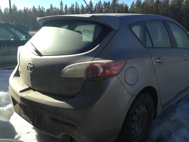 JM1BL1L52B1468192 - 2011 MAZDA 3 S GRAY photo 3