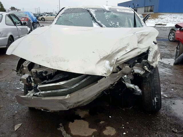 1G11B5SA3GF130260 - 2016 CHEVROLET MALIBU LIM 金色 照片 10