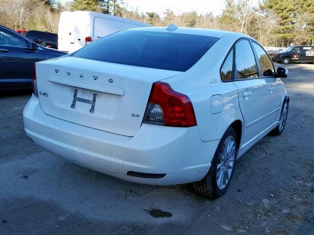 YV1382MS0A2495443 - 2010 VOLVO S40 2.4I WHITE photo 4