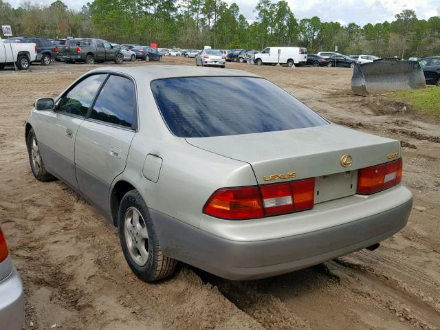 JT8BF22GXV0026835 - 1997 LEXUS ES 300 BROWN photo 3