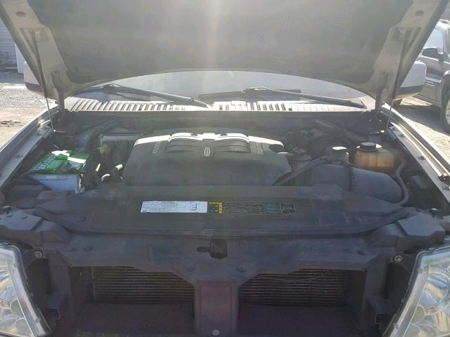 5LMFU28R53LJ42577 - 2003 LINCOLN NAVIGATOR SILVER photo 7