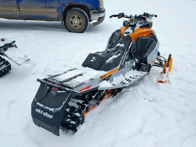 2BPSUMKLXKV000101 - 2019 SKI DOO RENEGADE YELLOW photo 4