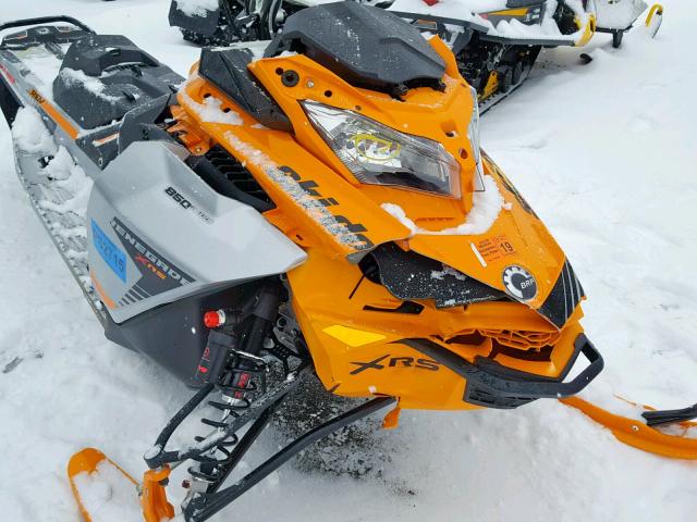 2BPSUMKLXKV000101 - 2019 SKI DOO RENEGADE YELLOW photo 9