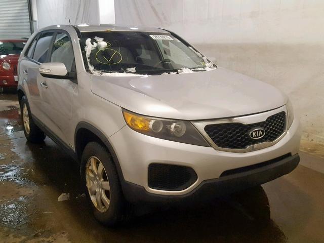 5XYKTCA11BG139592 - 2011 KIA SORENTO BA SILVER photo 1