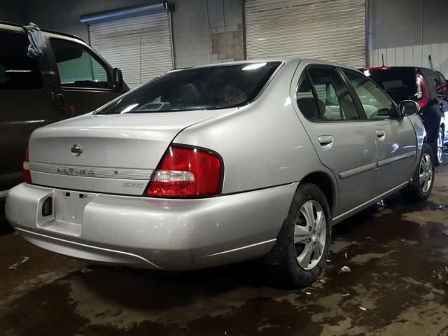 1N4DL01D8YC211795 - 2000 NISSAN ALTIMA XE SILVER photo 4