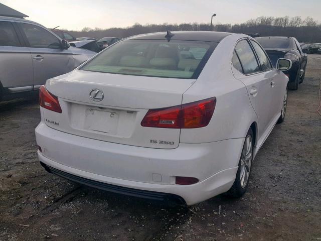 JTHCK262185016216 - 2008 LEXUS IS 250 WHITE photo 4