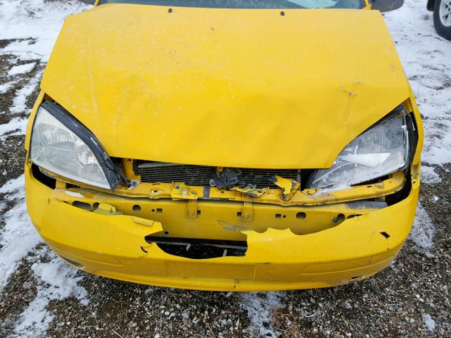 1FAFP37N67W249649 - 2007 FORD FOCUS ZX5 YELLOW photo 9