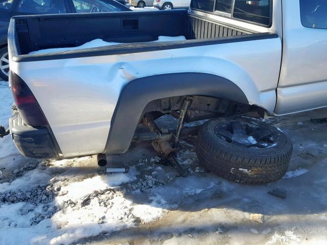 5TEUX42NX5Z005775 - 2005 TOYOTA TACOMA ACC SILVER photo 9