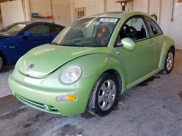 3VWCB21C12M433531 - 2002 VOLKSWAGEN NEW BEETLE Grün Foto 2