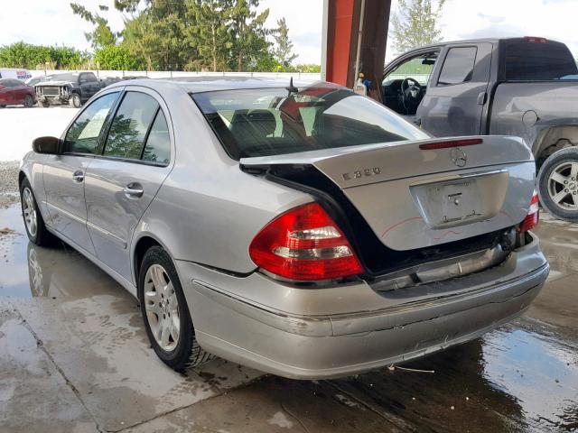 WDBUF65J65A707799 - 2005 MERCEDES-BENZ E 320 SILVER photo 3