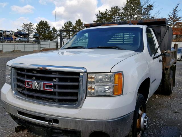 1GDJK34K07E548150 - 2007 GMC NEW SIERRA WHITE photo 2