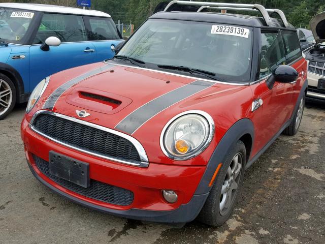 WMWMM33589TP91207 - 2009 MINI COOPER S C RED photo 2