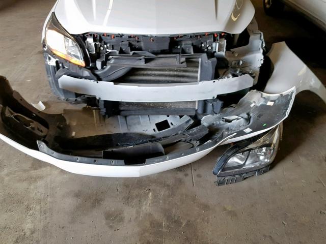 1G11A5SA4GU145106 - 2016 CHEVROLET MALIBU LIM Weiß Foto 9