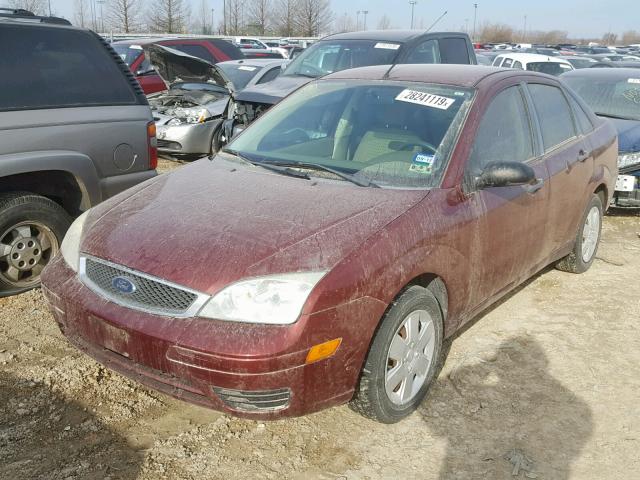 1FAFP34N77W362532 - 2007 FORD FOCUS ZX4 MAROON photo 2