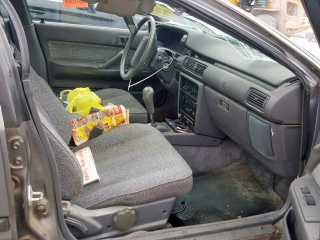 JT2SV21E2K3347839 - 1989 TOYOTA CAMRY DLX 灰色 照片 5