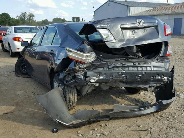 4T4BF3EK5BR123888 - 2011 TOYOTA CAMRY BASE GRAY photo 3