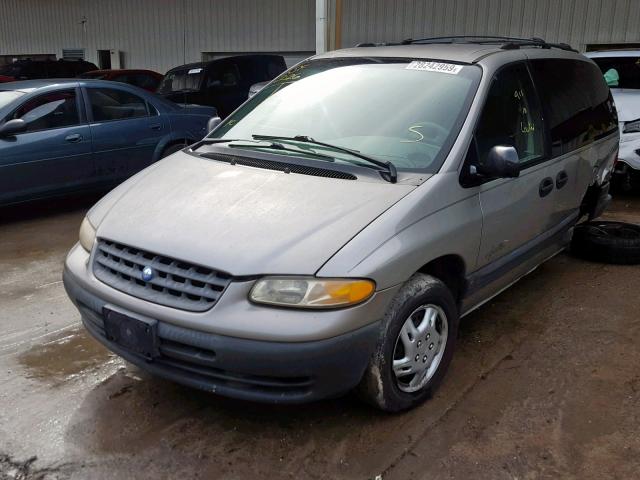 1P4GP45RXVB372591 - 1997 PLYMOUTH VOYAGER SE SILVER photo 2