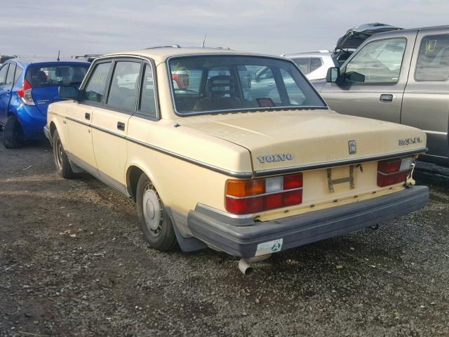 YV1AX8840G1188913 - 1986 VOLVO 244 DL YELLOW photo 3