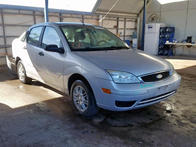 1FAFP34N07W251482 - 2007 FORD FOCUS ZX4 SILVER photo 1