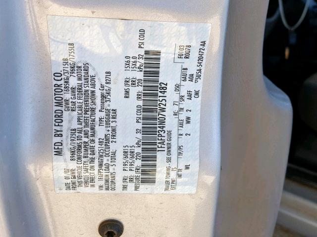 1FAFP34N07W251482 - 2007 FORD FOCUS ZX4 SILVER photo 10