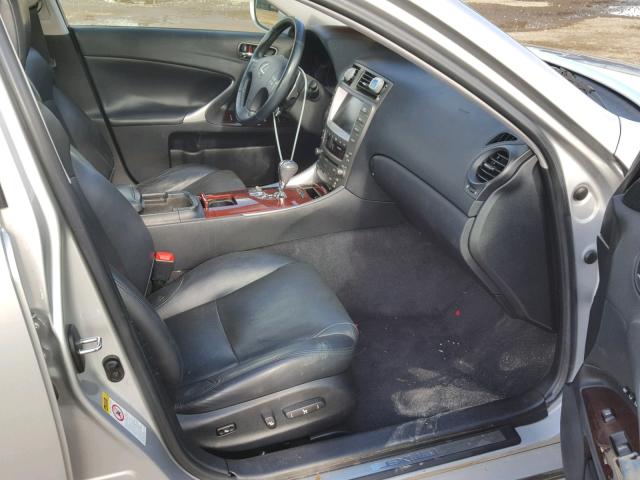 JTHCK262675015187 - 2007 LEXUS IS 250 SILVER photo 5