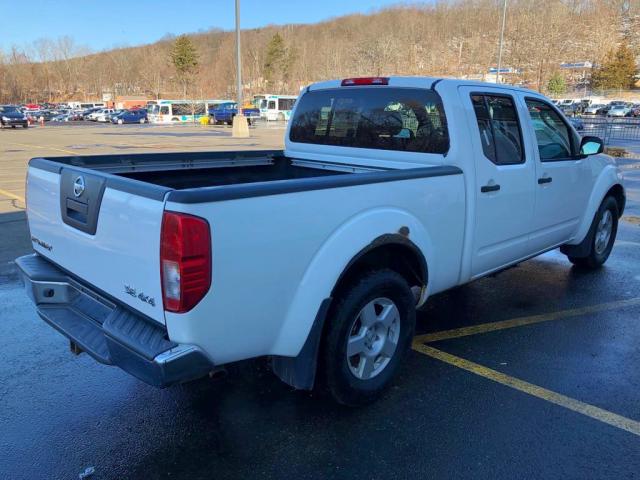 1N6AD09W58C429674 - 2008 NISSAN FRONTIER C WHITE photo 5