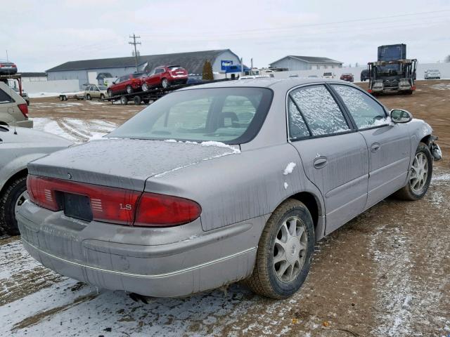 2G4WB52K0W1554079 - 1998 BUICK REGAL LS SILVER photo 4
