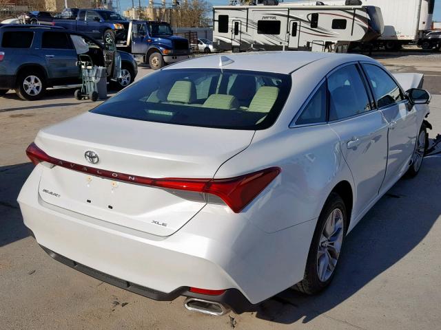4T1BZ1FB5KU011127 - 2019 TOYOTA AVALON XLE WHITE photo 4