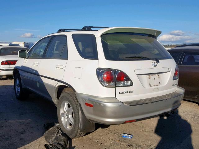 JTJHF10U120242810 - 2002 LEXUS RX 300 WHITE photo 3