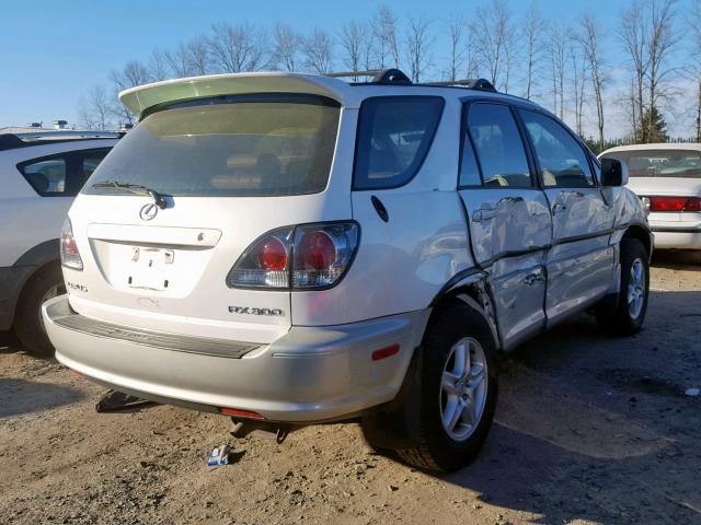 JTJHF10U120242810 - 2002 LEXUS RX 300 WHITE photo 4