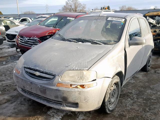 KL1TD666X6B676038 - 2006 CHEVROLET AVEO BASE ნაცრისფერი ფოტო 2