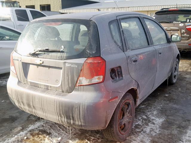 KL1TD666X6B676038 - 2006 CHEVROLET AVEO BASE ნაცრისფერი ფოტო 4