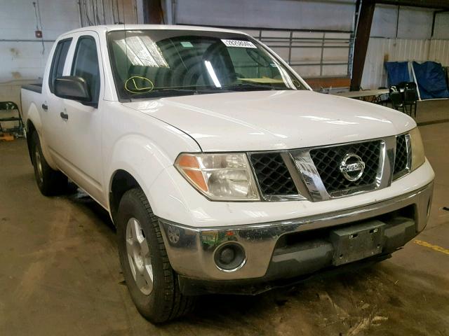 1N6AD07W68C436698 - 2008 NISSAN FRONTIER C WHITE photo 1