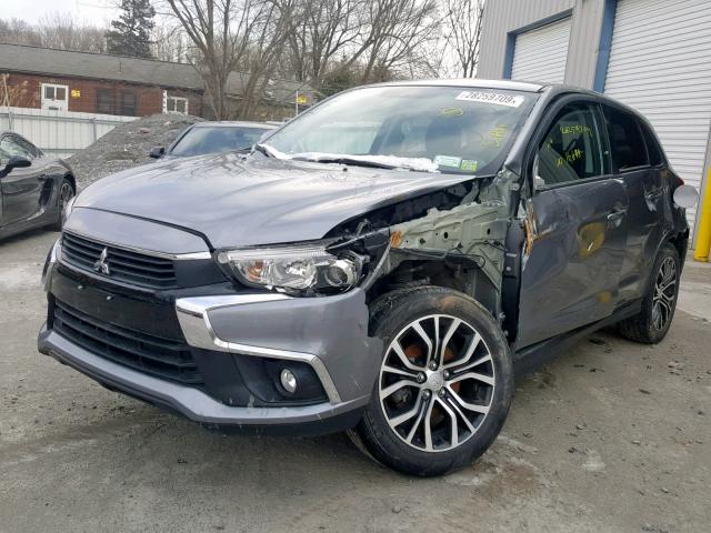 JA4AR3AW0HZ066029 - 2017 MITSUBISHI OUTLANDER GRAY photo 9