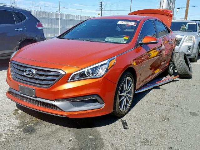 5NPE34AB7FH196728 - 2015 HYUNDAI SONATA SPO RED photo 2